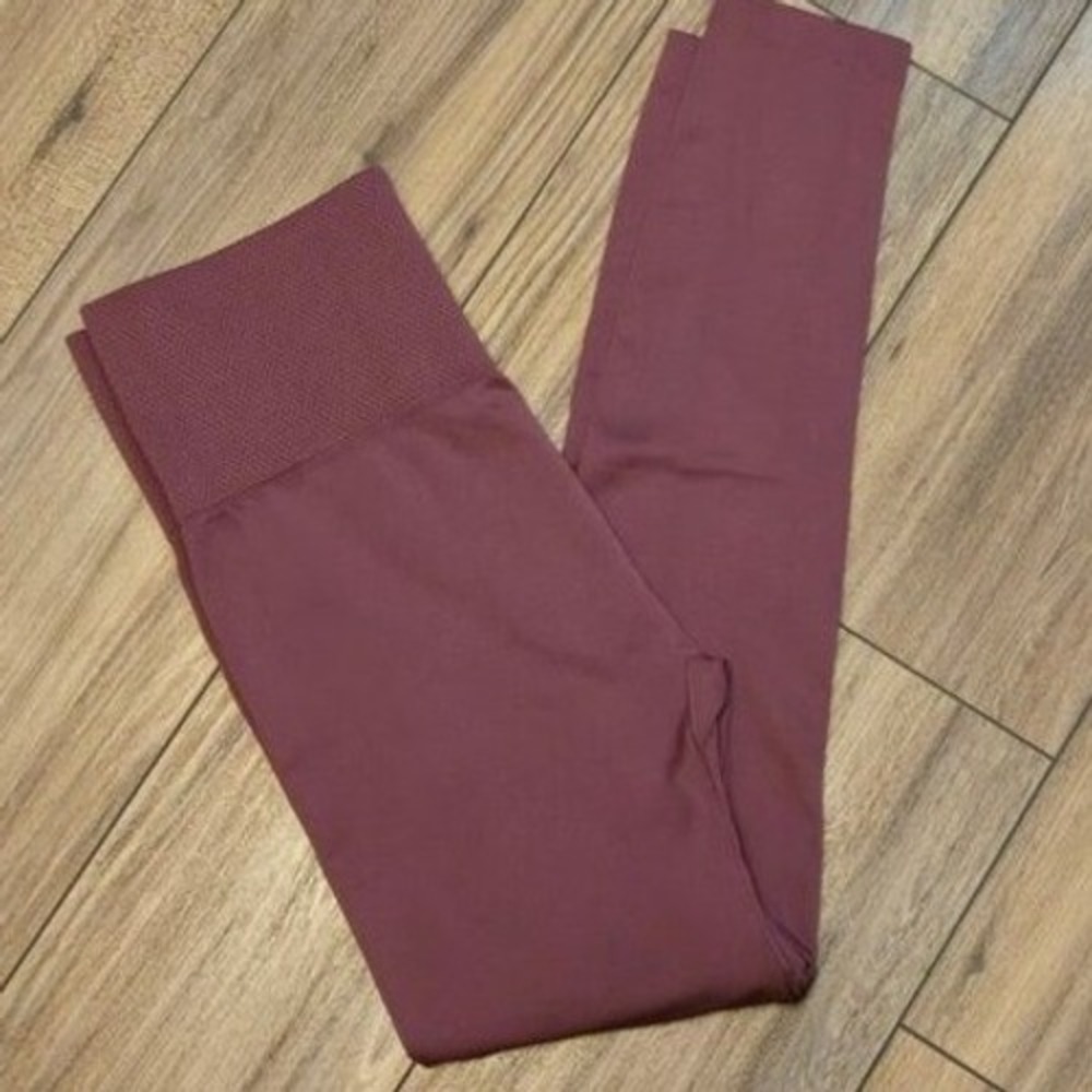 UNCOVER Women XL Burgundy Seamless High Waisted Leggings Tights‎